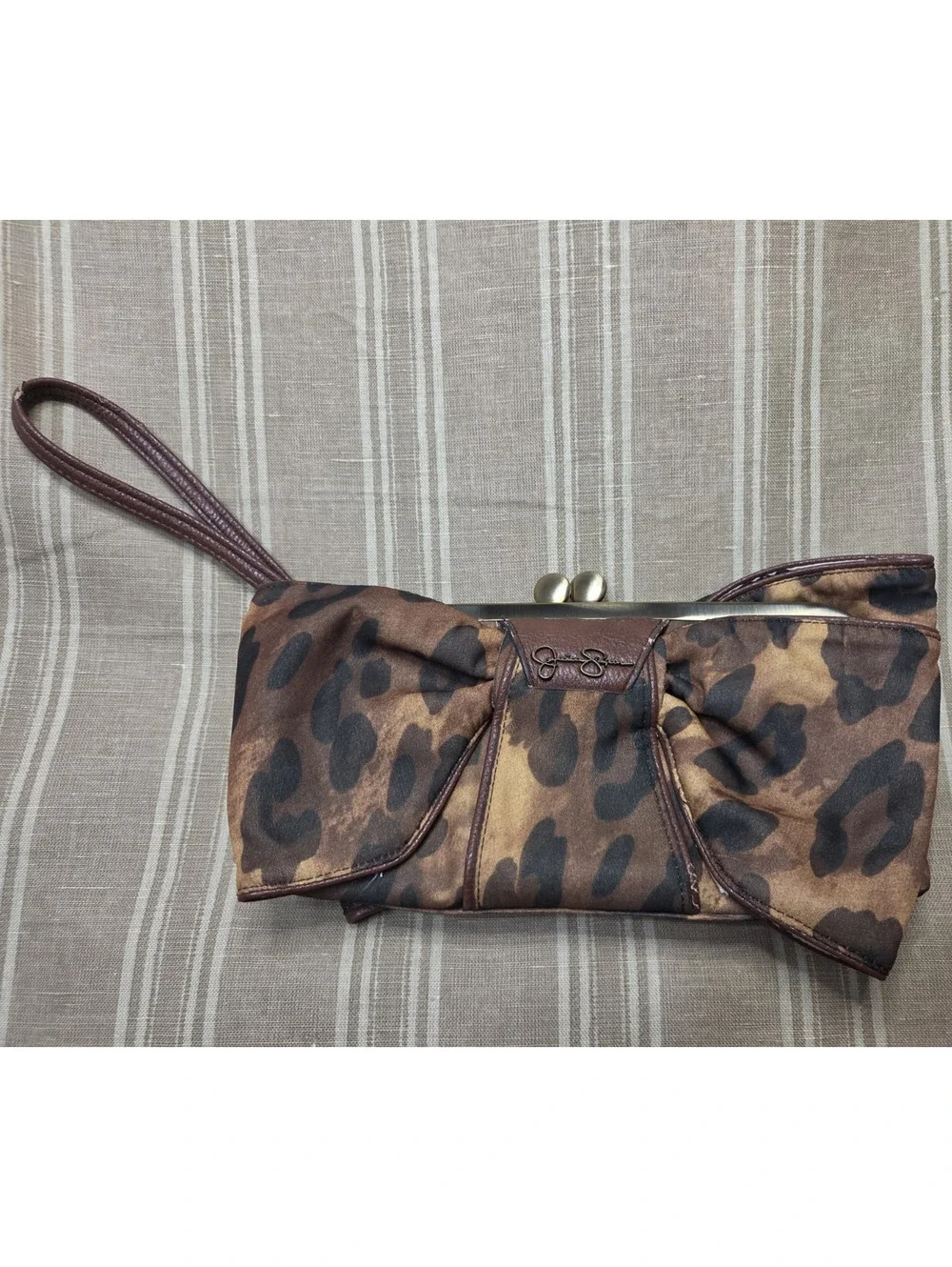 JESSICA SIMPSON Leopard Print Clutch